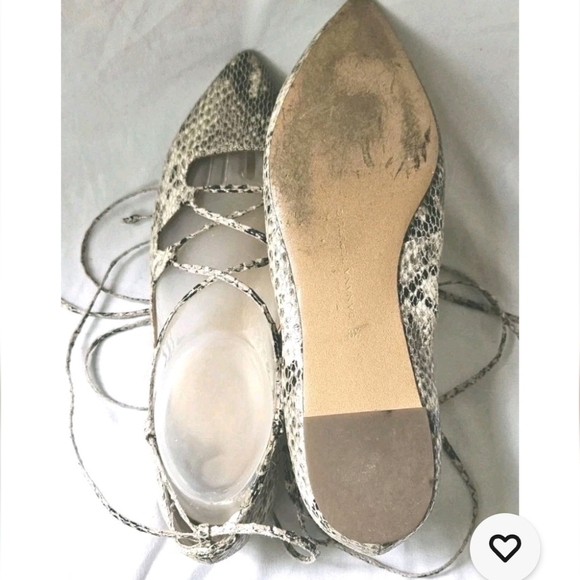 BANANA REPUBLIC 8.5 Flat Pointy Toe Faux Snakeskin Lace-Up Ankle-Tie Shoe EUC - Picture 5 of 7